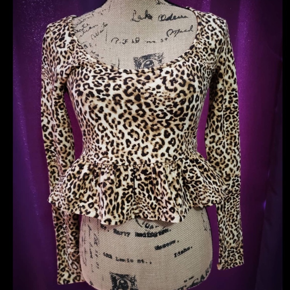 Leopard/Cheetah Print Peplum Top